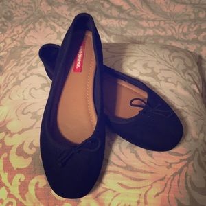GUC Black Flats.